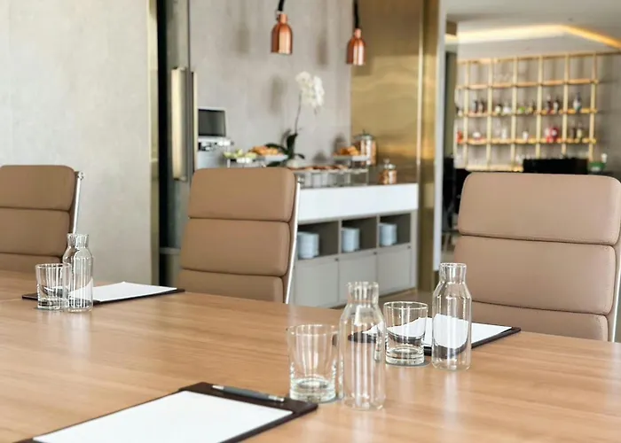 Courtyard By Marriott Bangkok Hotel