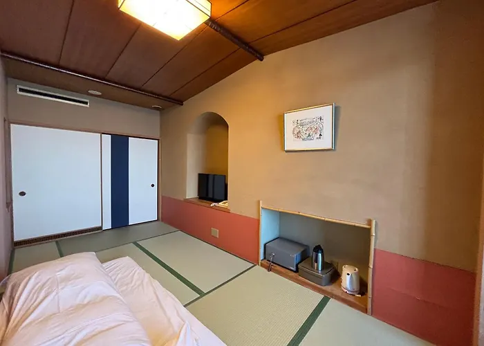 Kameya Rakan Ito 