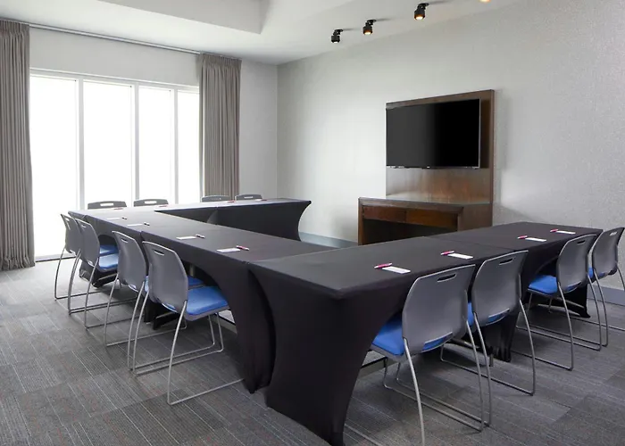 Aloft Austin At The Domain Otel