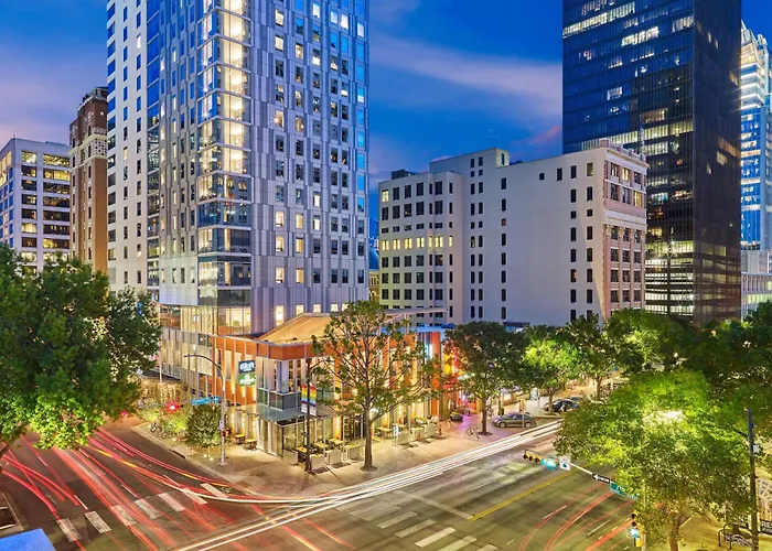 Hotel Aloft By Marriott Austin Downtown