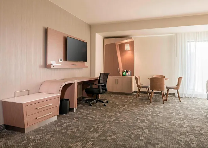 Courtyard By Marriott Ciudad Juarez Hotel