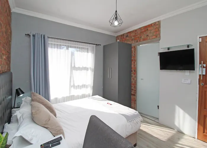 The Chameleon Hotel Centurion