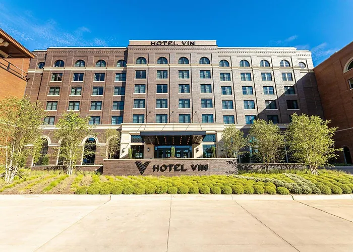 Hotel Vin, Grapevine, Autograph Collection