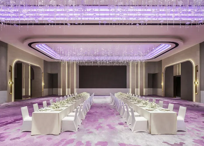 Renaissance Zhuhai Hotel