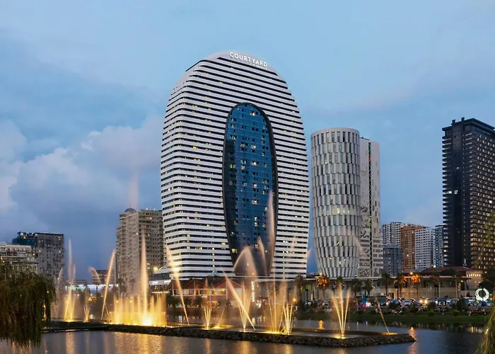 Courtyard By Marriott Batumi Otel