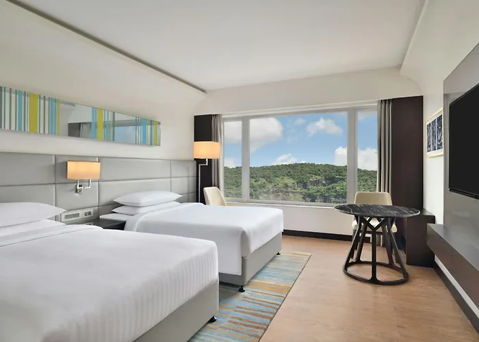 Courtyard By Marriott Navi Mumbai Hotel