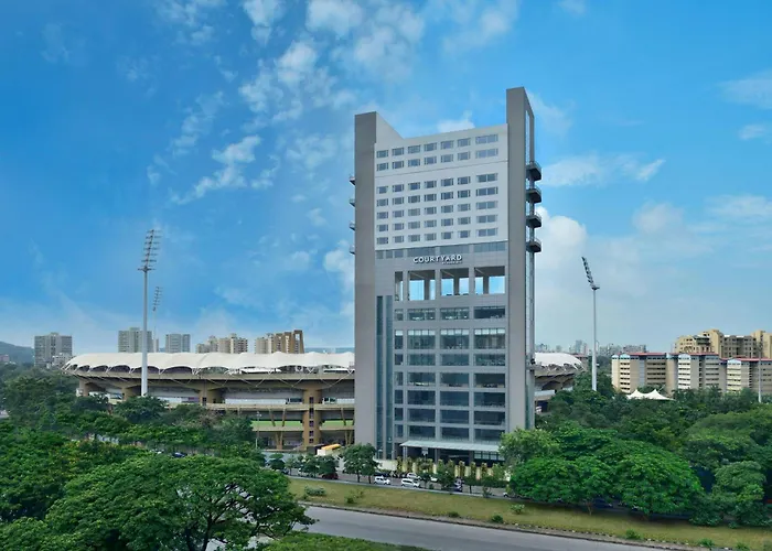 Courtyard By Marriott Navi Mumbai Hotel