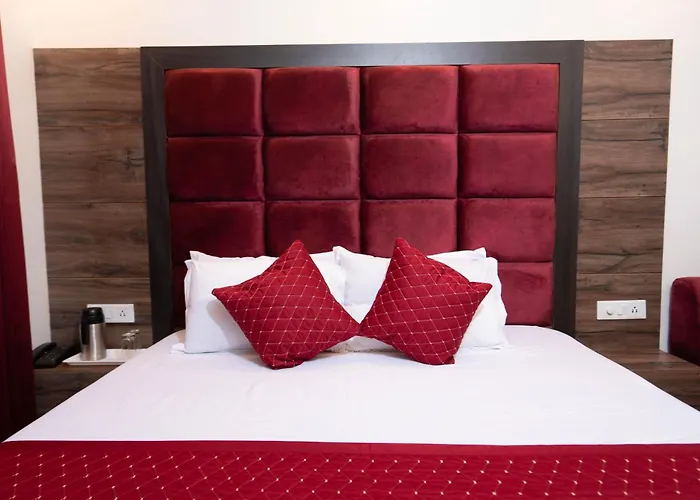 Hotel The Vaishvik Banganga Road Katra 