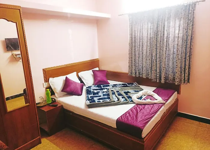 Snr Cottage & Rooms Ooty