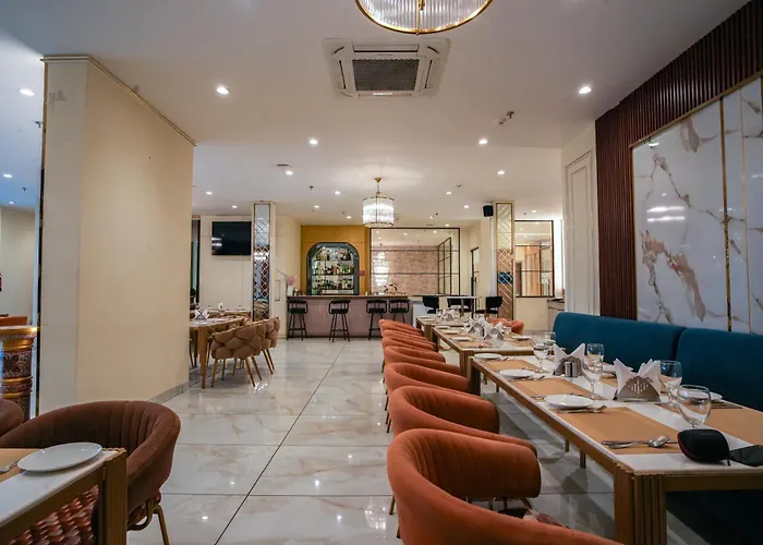 Acr Luxury Hotel Mohali