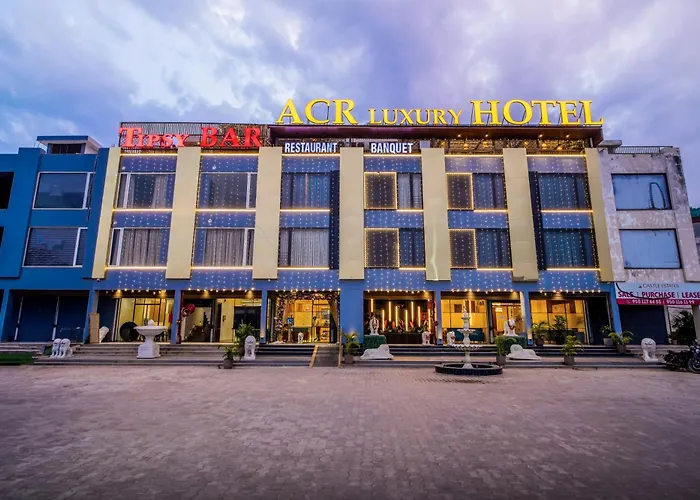 Acr Luxury Hotel Mohali
