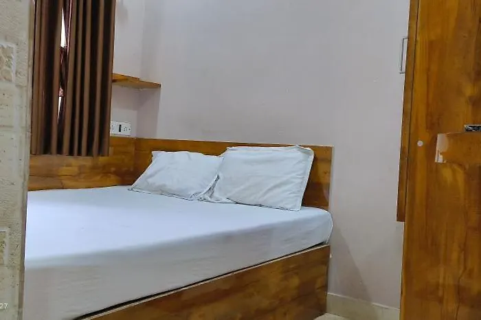 M.M.Lodge Kolkata