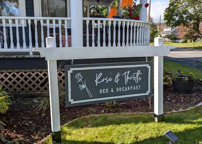 Rose & Thistle B&B Lunenburg