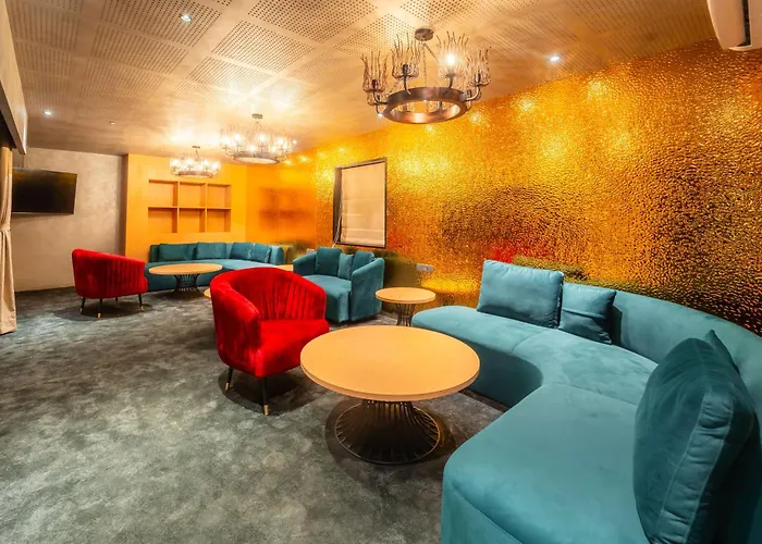 Jardin Hotels Teen Imli Indore