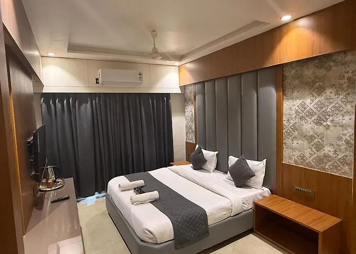 Hotel Ganga Nx Shirdi