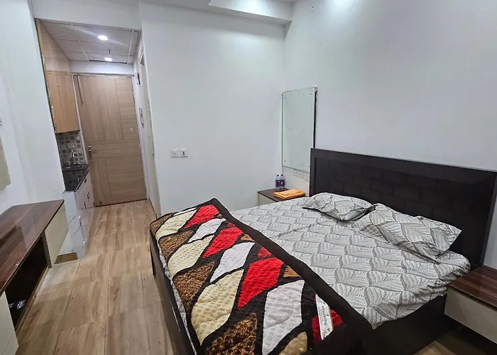Rekhi Retreat Bed & Breakfast Greater Noida