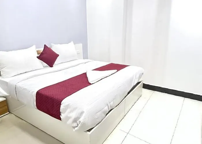 Modern Town Hotel New Delhi