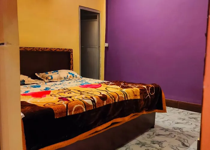 Aadi Shakti Bhawan Hotel Ayodhya