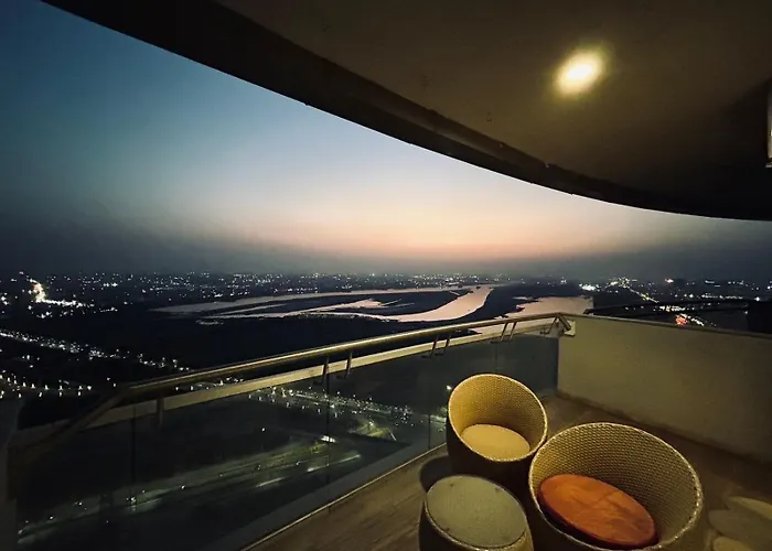 Supernova Noida Bed & Breakfast New Delhi