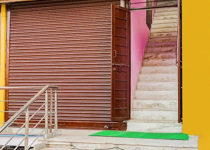 Hotel O Pink City Palace Jaipur