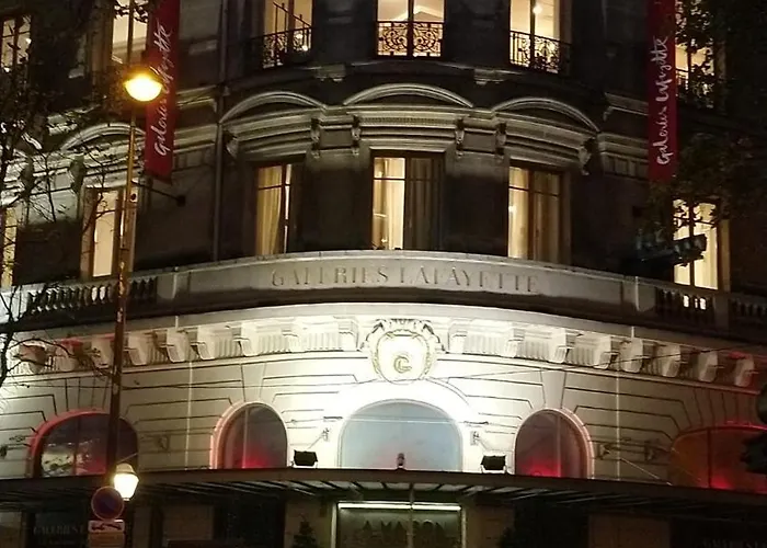 Amour Majestique París