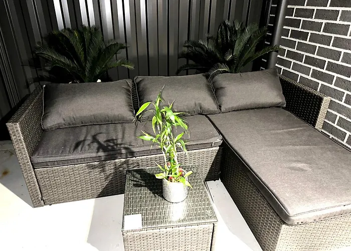 Devonport Breeze Escape Hotel