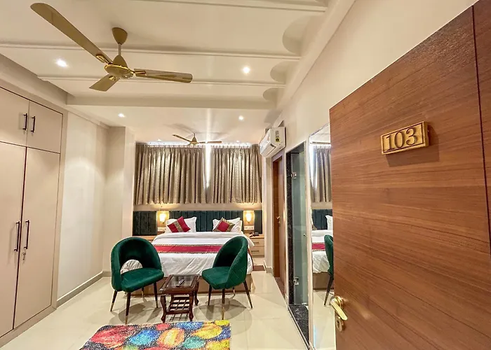 Golden Grove Homestay Varanasi