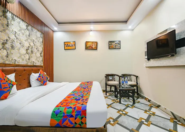 Fabhotel Royal Mountain Faridabad