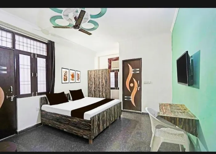 Hotel Twilight Greater Noida