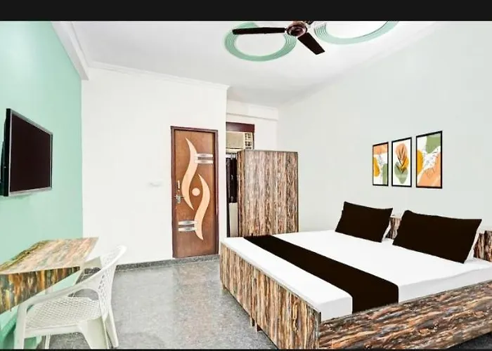 Hotel Twilight Greater Noida