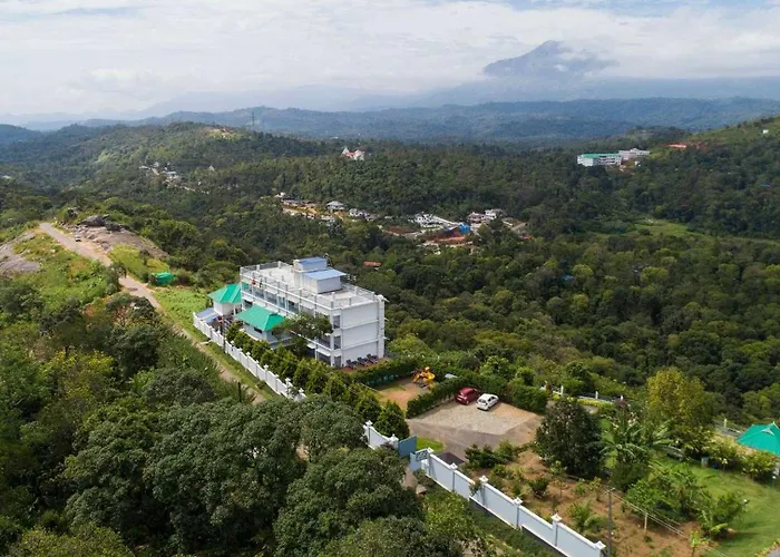 Raarees Mist Resort Munnar