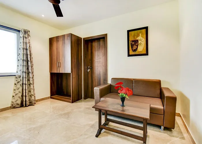 Townhouse Oak Hotel Chaitanya Executive Near Fun Time Multiplex Pune