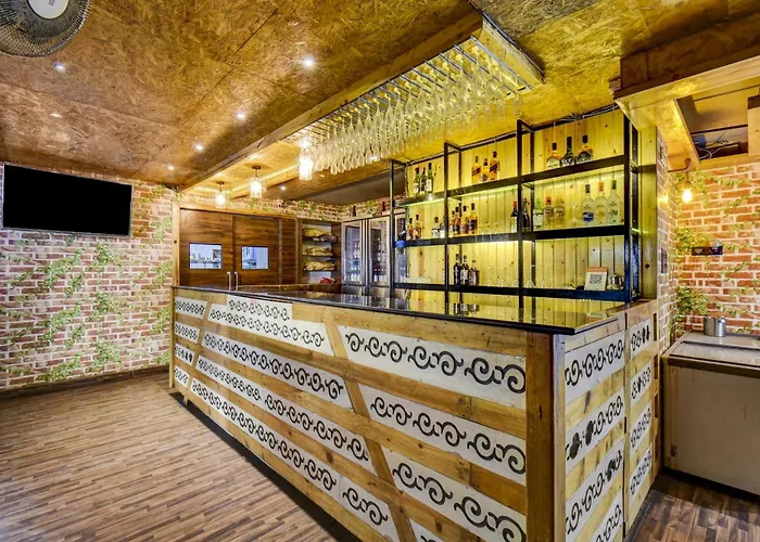 Townhouse Oak Hotel Chaitanya Executive Near Fun Time Multiplex Pune