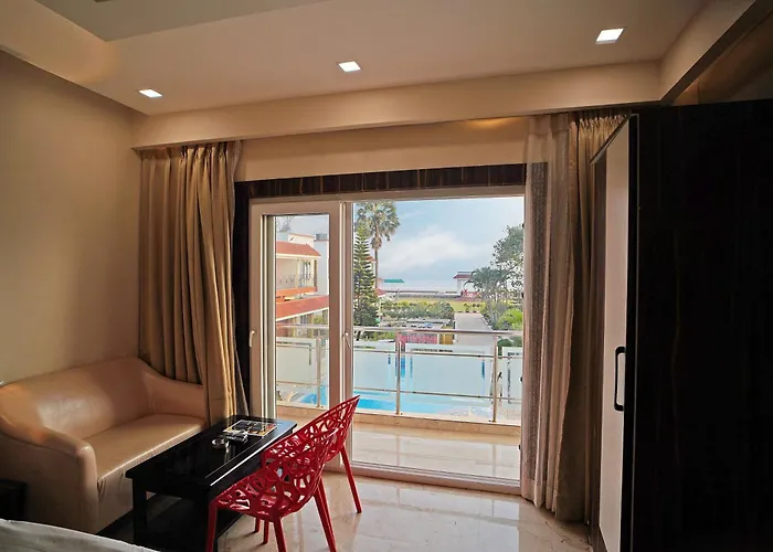 Santiniketan Hotel And Resort !! On Beach Family Resort !! Mandarmani