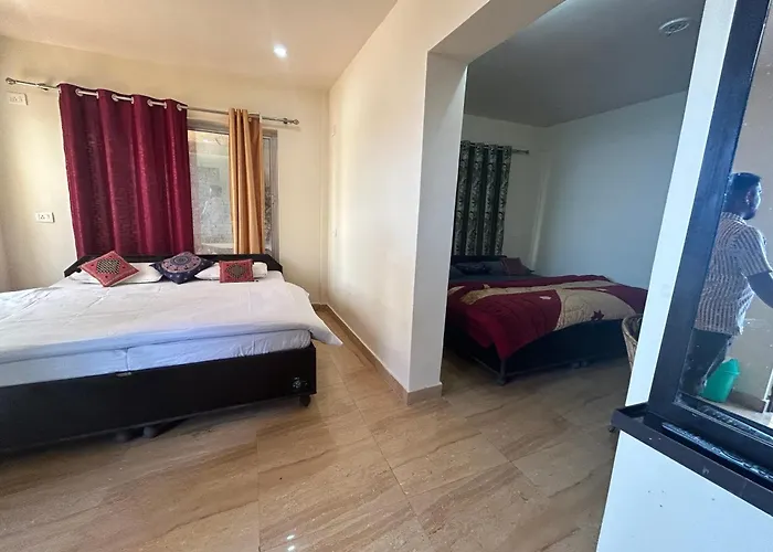 Namaha Hotel And Cottages Kanatal