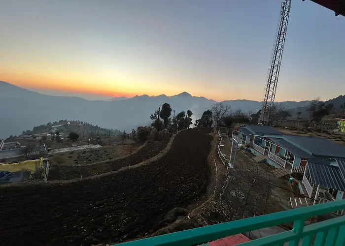 Namaha Hotel And Cottages Kanatal