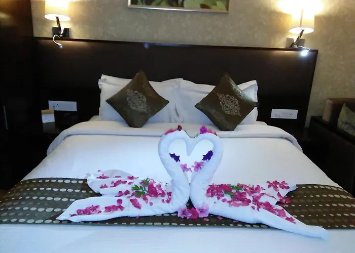 Nandan Kanan Hotel & Resort Dewas