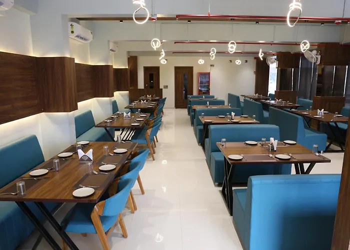 Hotel Royal Bistro Mahesana
