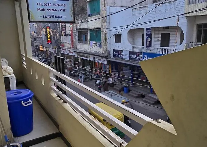 Shree Gurunanak Palace Ujjain