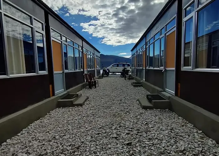 Tiri Ratna Cottage Spangmik