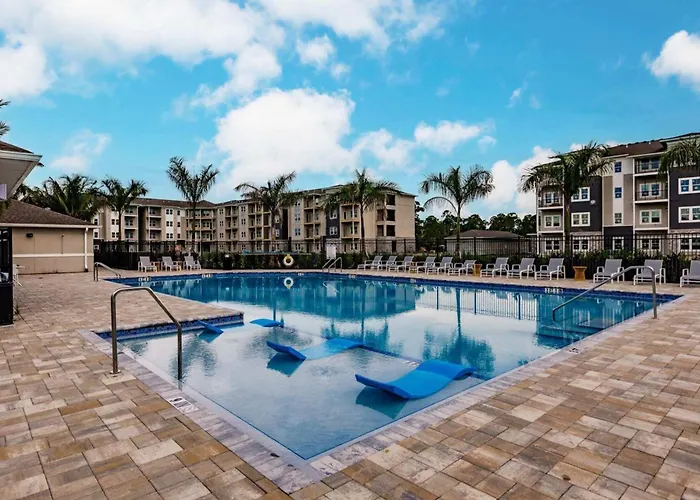 Cape Coral Lakeside Apartments By Barsala