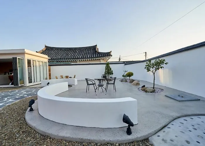 Gyeongju Madang Hanok