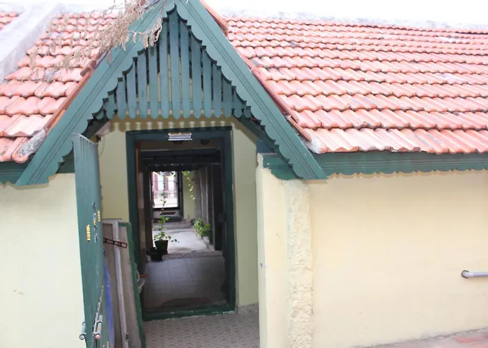Agraharam Bed And Breakfast Chennai