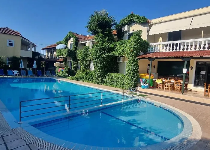 The Mayflower Studios & Apartments Moraitika
