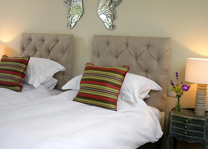 The Swan Inn Swinbrook Burford