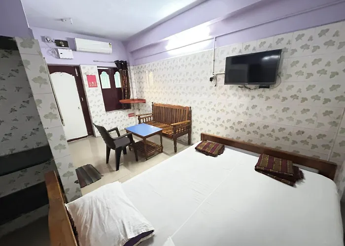 Meera Lodge Chidambaram