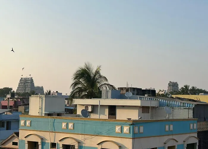Meera Lodge Chidambaram