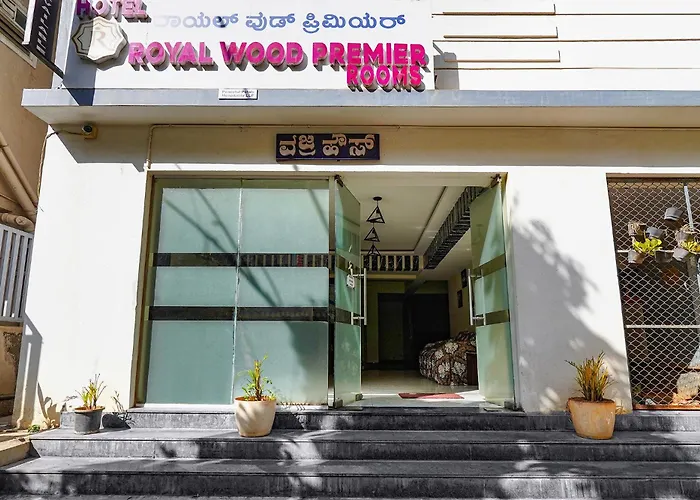 Fabhotel Royal Wood Premier -Nr Domlur Bangalore