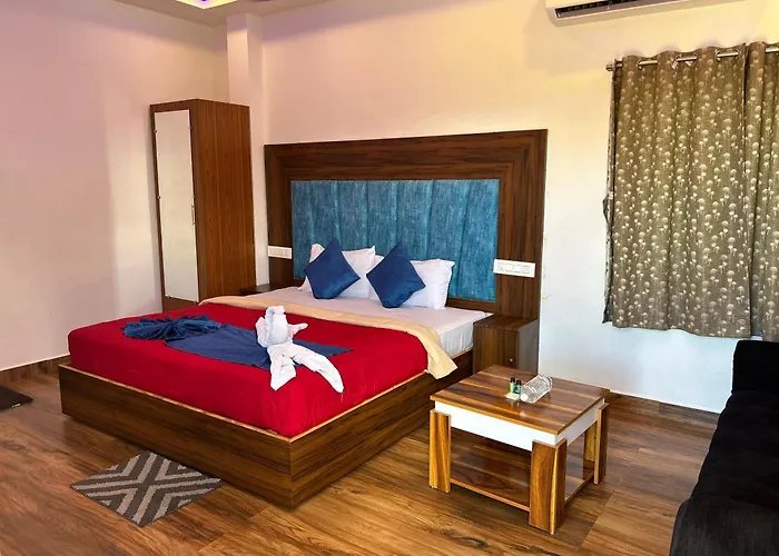 Lalitha Karunya Residency A/C Hotel Bapatla