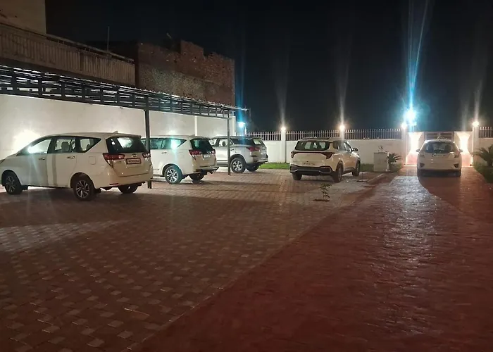 Brij Hari Villa Varanasi